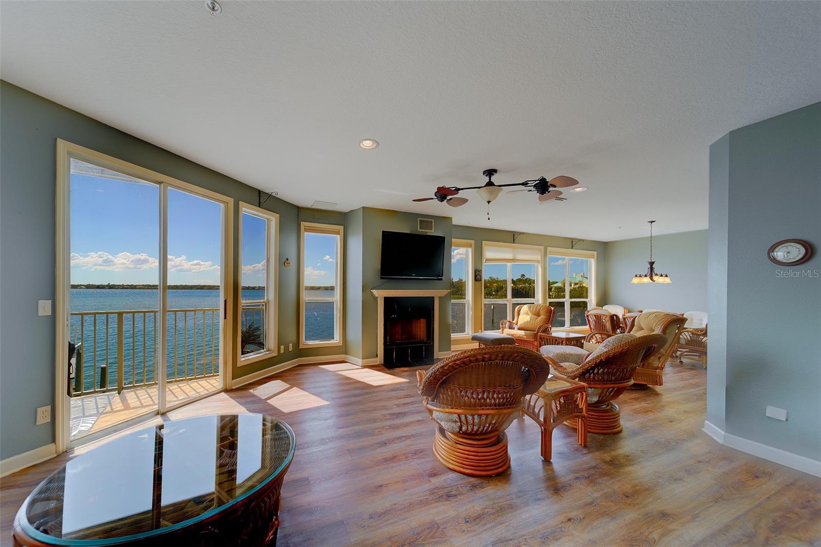 138 BRENT CIR, OLDSMAR, FL, 34677