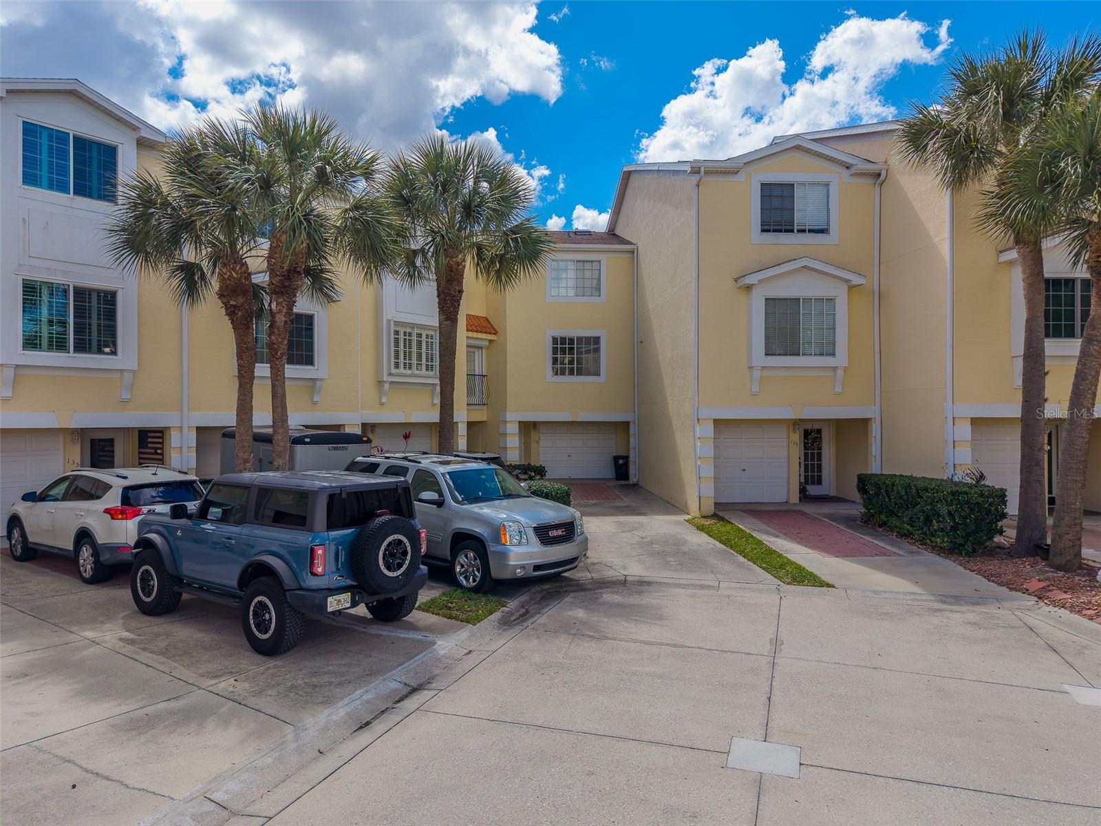 138 BRENT CIR, OLDSMAR, FL, 34677