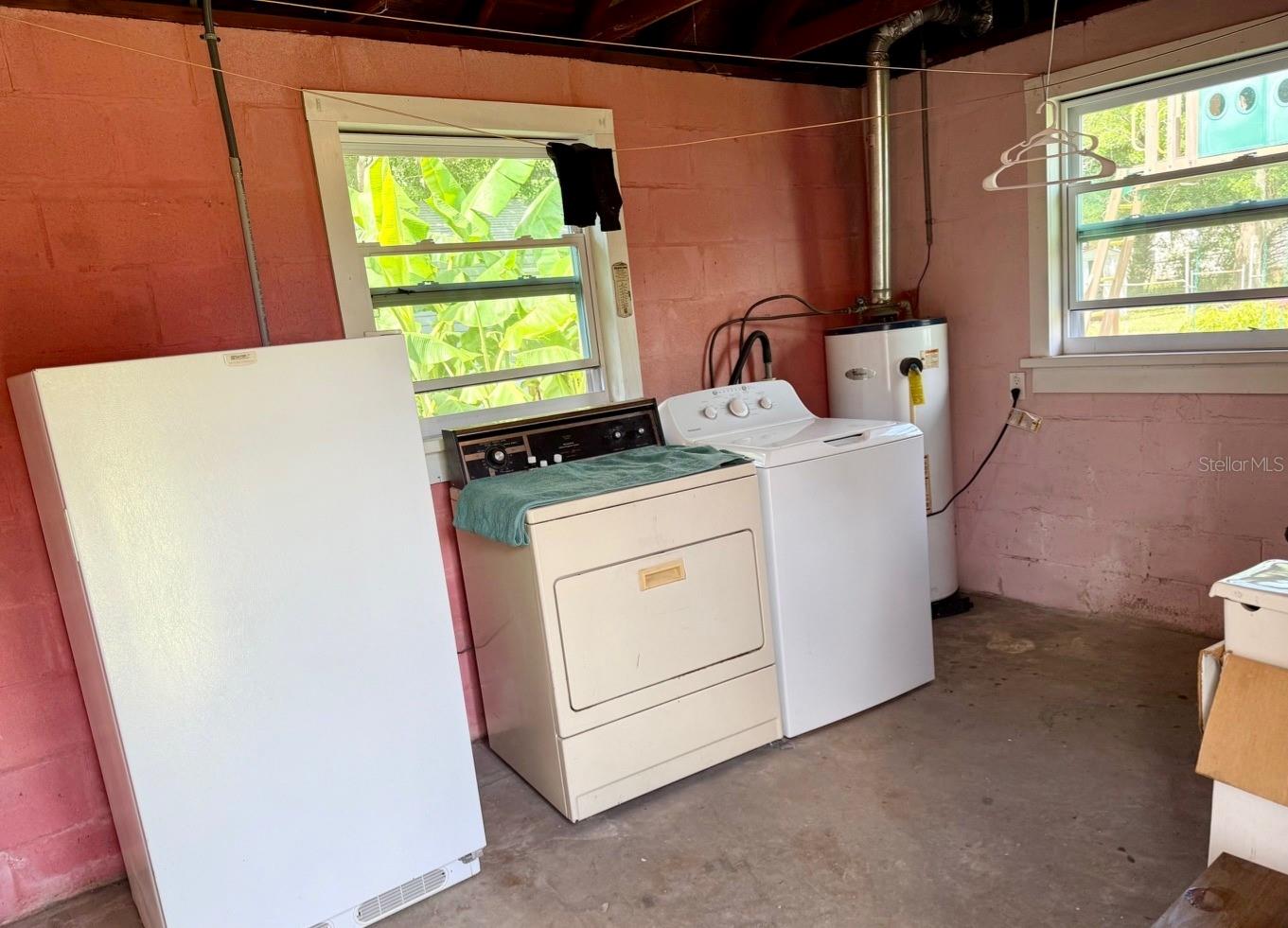 1865 PIONEER TRL, NEW SMYRNA BEACH, FL, 32168