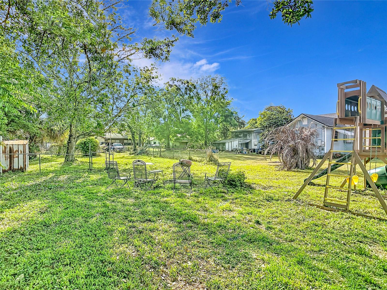 1865 PIONEER TRL, NEW SMYRNA BEACH, FL, 32168