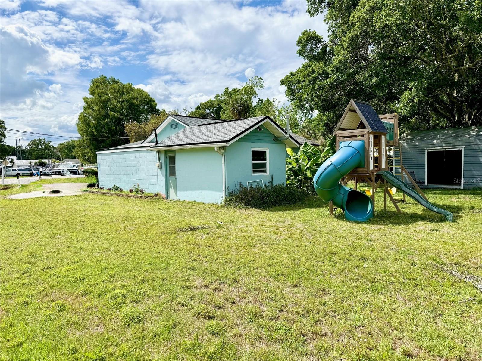 1865 PIONEER TRL, NEW SMYRNA BEACH, FL, 32168