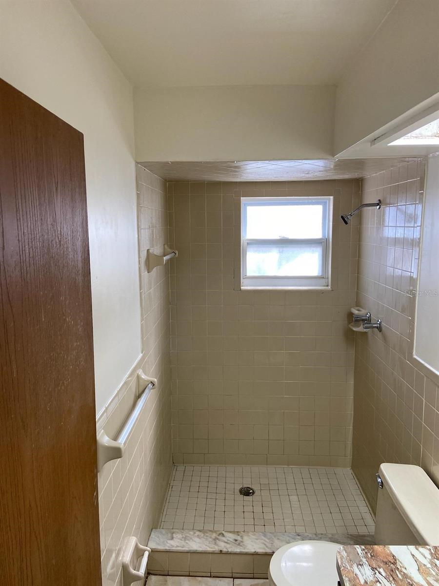 6429 LANGSTON AVE, NEW PORT RICHEY, FL, 34653