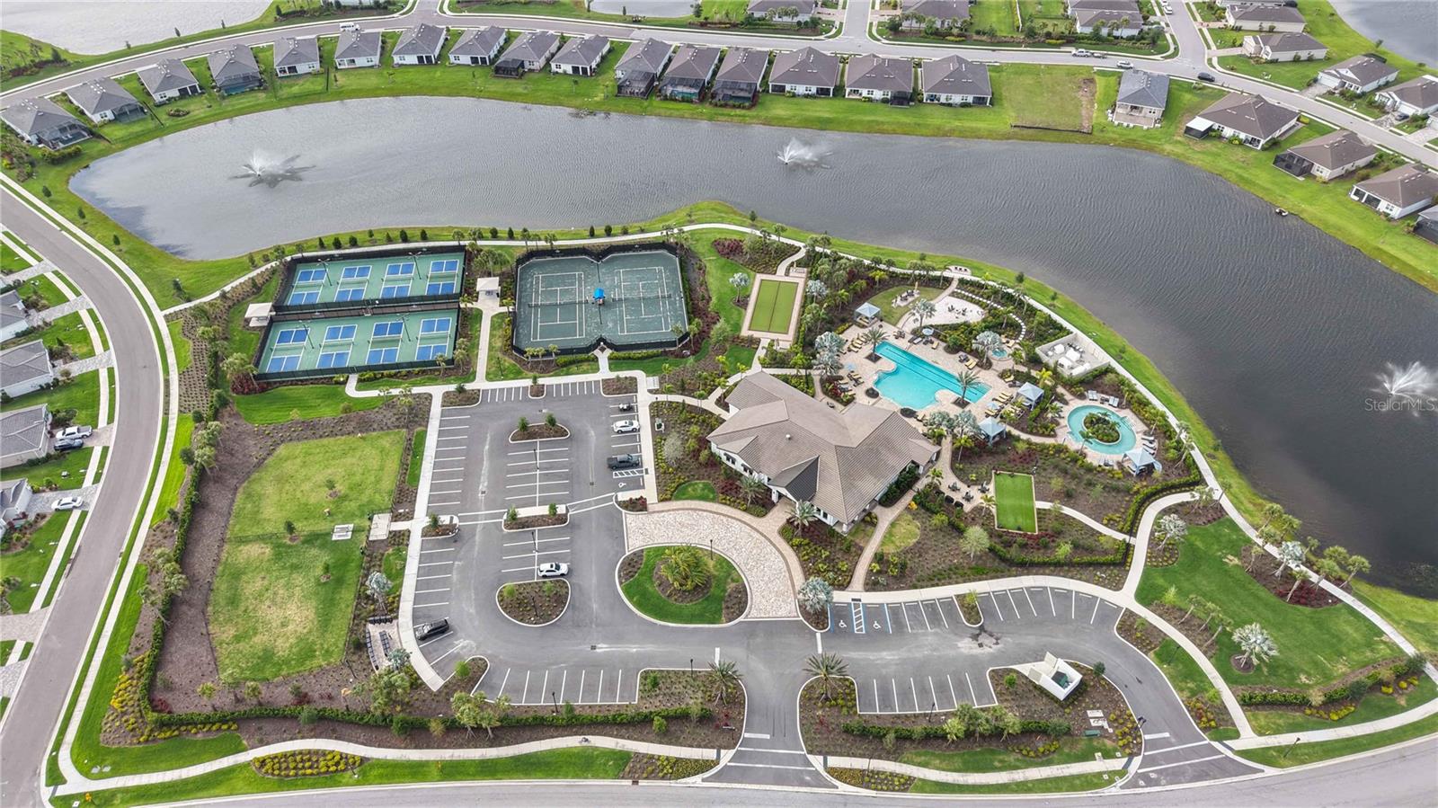 17817 PASTURELAND AVE, LAKEWOOD RANCH, FL, 34211