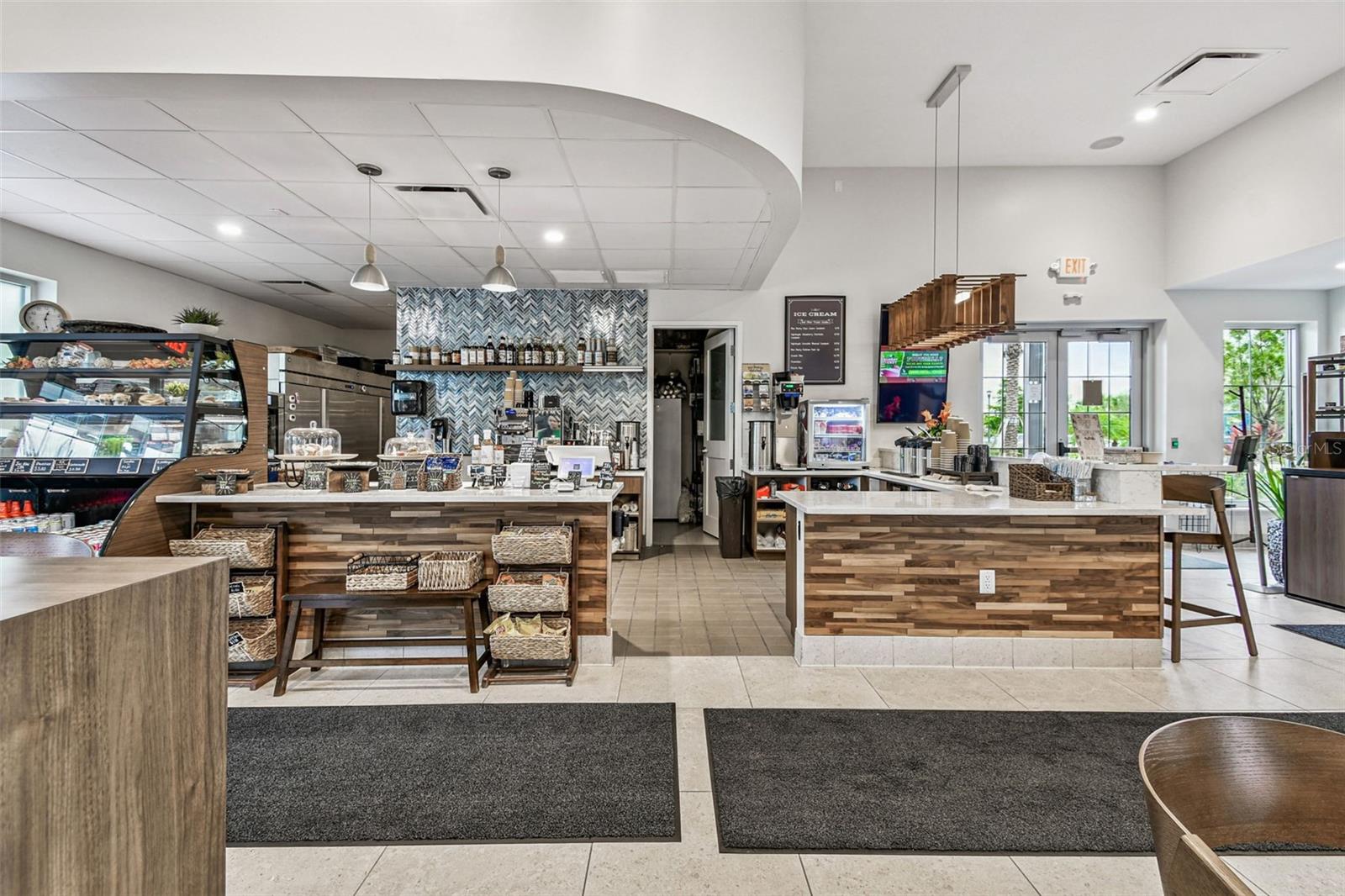 17817 PASTURELAND AVE, LAKEWOOD RANCH, FL, 34211