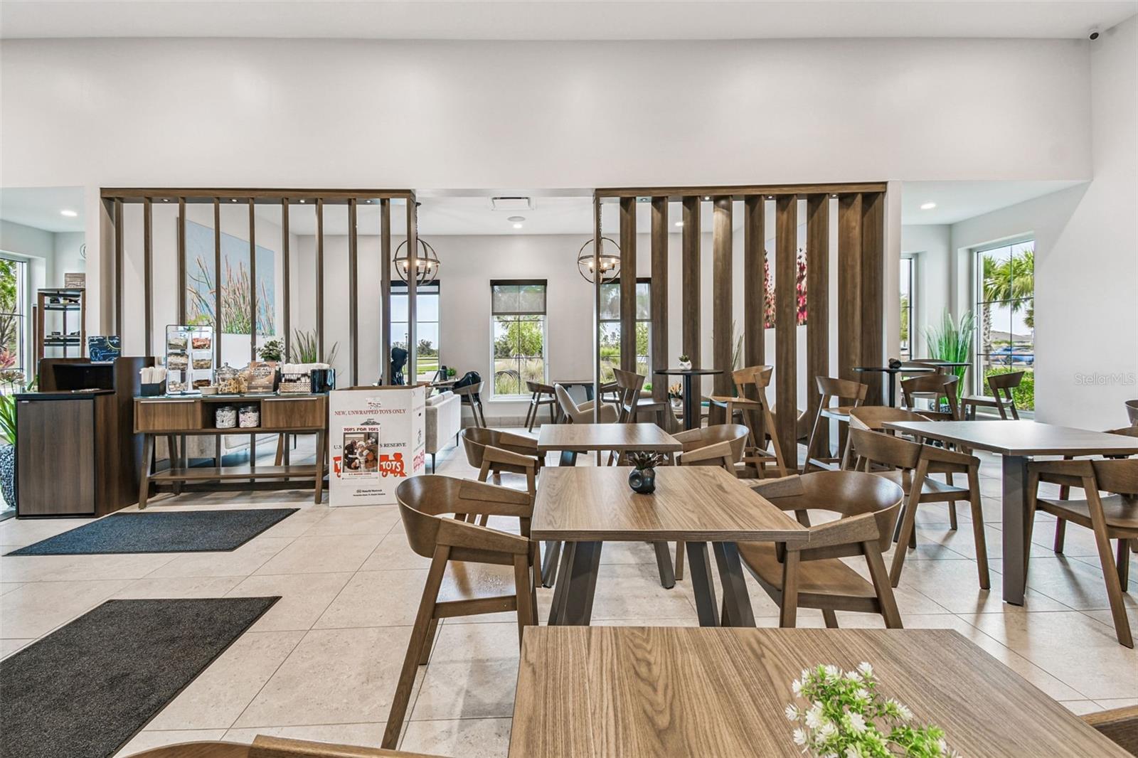 17817 PASTURELAND AVE, LAKEWOOD RANCH, FL, 34211