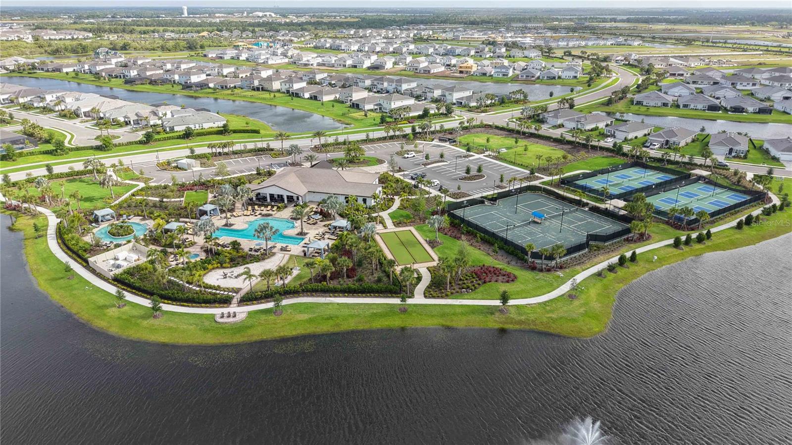 17817 PASTURELAND AVE, LAKEWOOD RANCH, FL, 34211