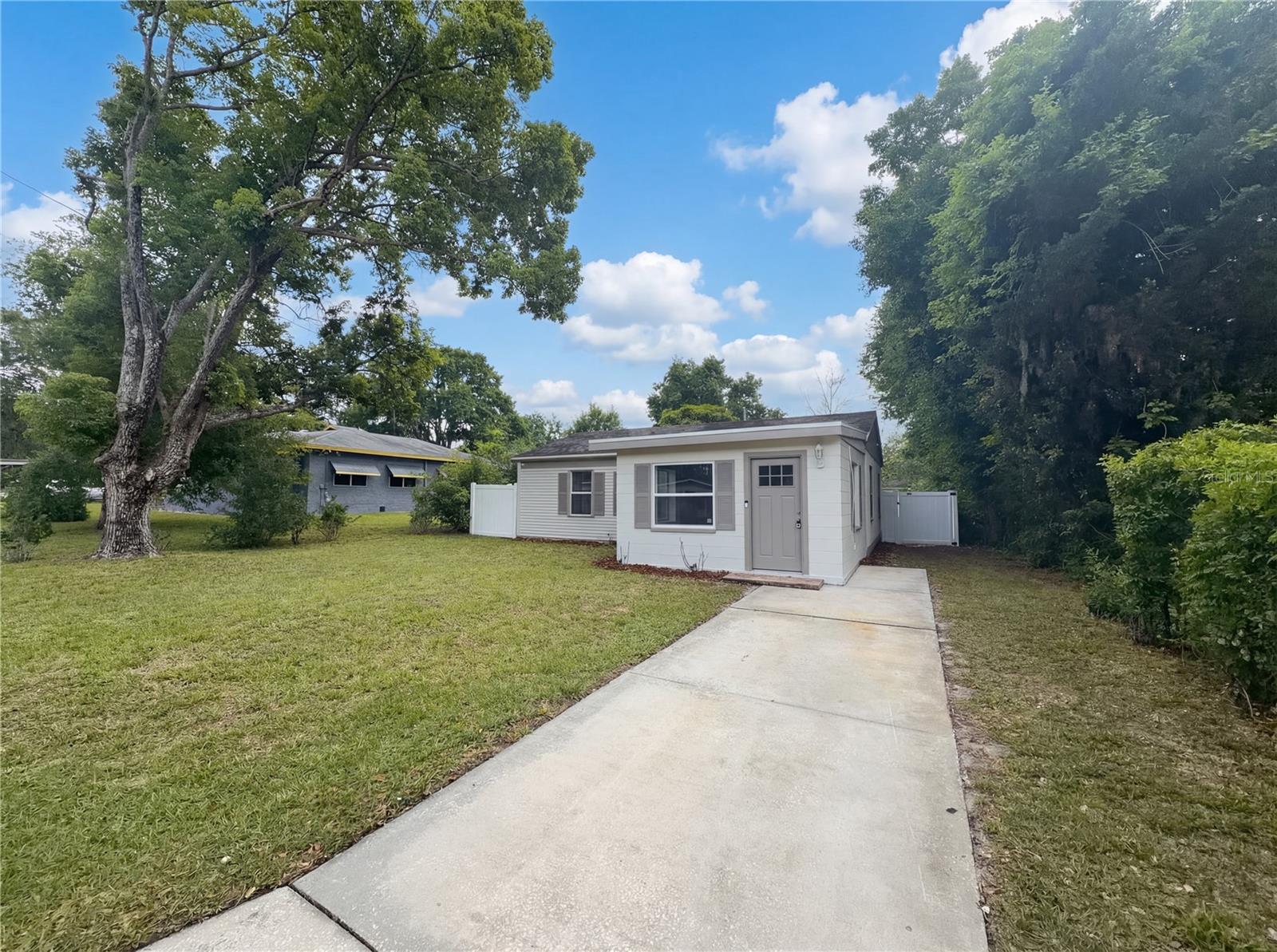 324 BASSEDENA CIR S, LAKELAND, FL, 33805