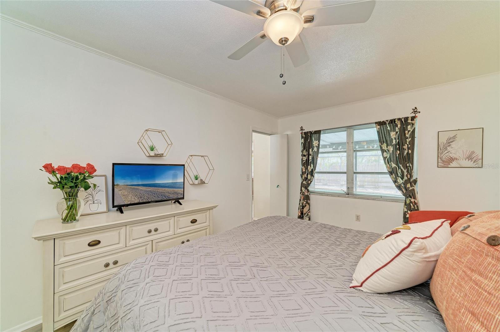 3720 ALLENWOOD ST, SARASOTA, FL, 34232