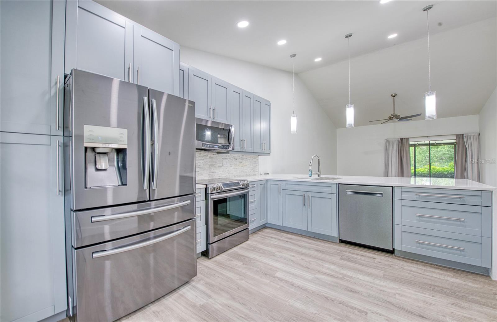 2617 BENTLEY DR, PALM HARBOR, FL, 34684