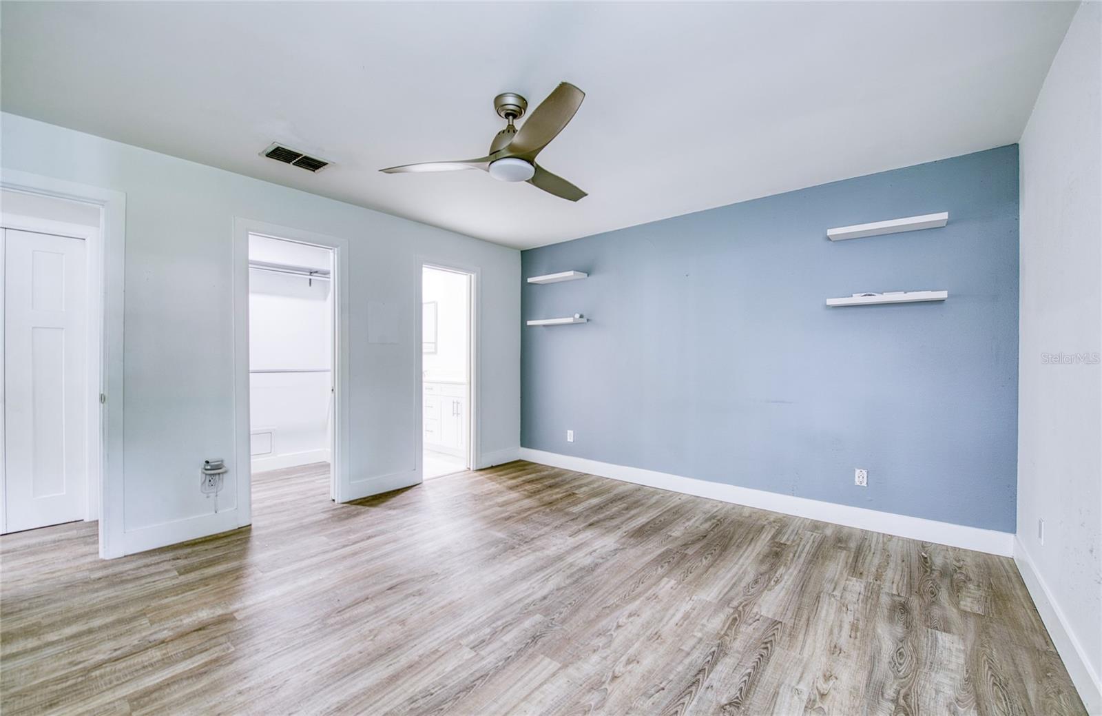 2617 BENTLEY DR, PALM HARBOR, FL, 34684