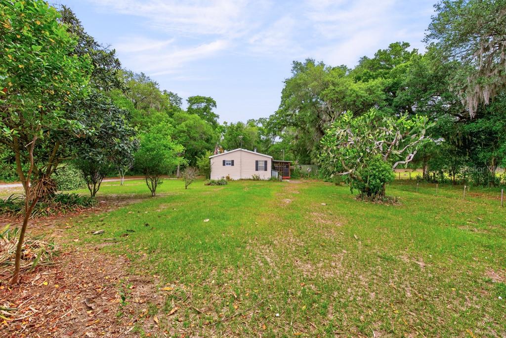 11809 DUNWOODIE MANOR DR, THONOTOSASSA, FL, 33592