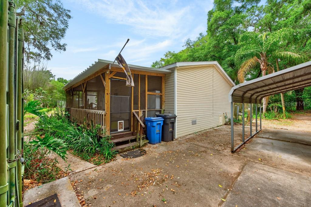 11809 DUNWOODIE MANOR DR, THONOTOSASSA, FL, 33592