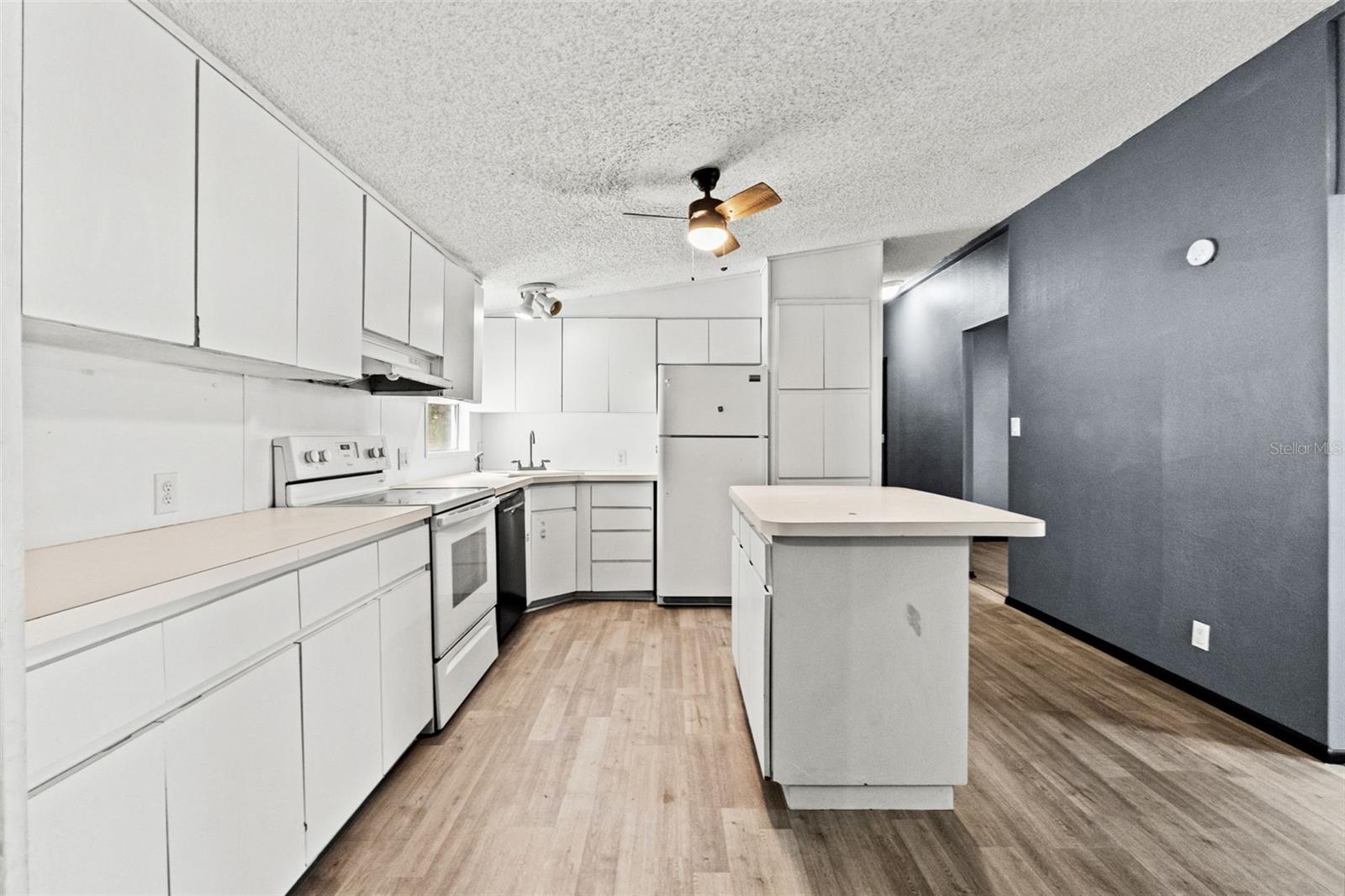 7610 COUNTY ROAD 663, BUSHNELL, FL, 33513