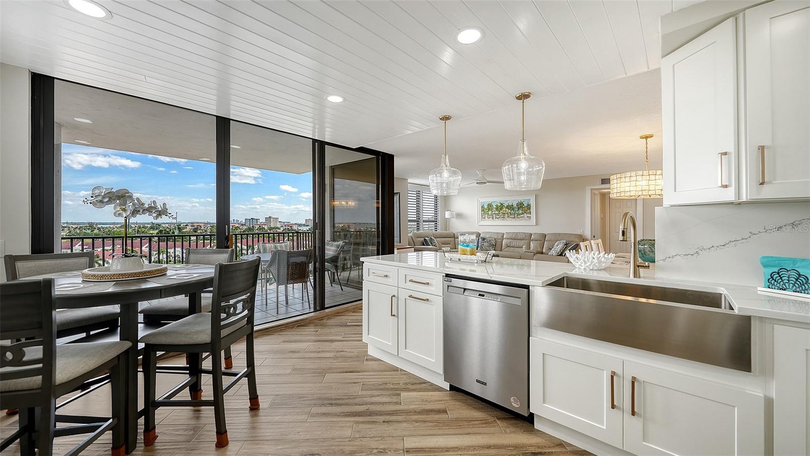 6294 BAHIA DEL MAR CIR #804, ST PETERSBURG, FL, 33715