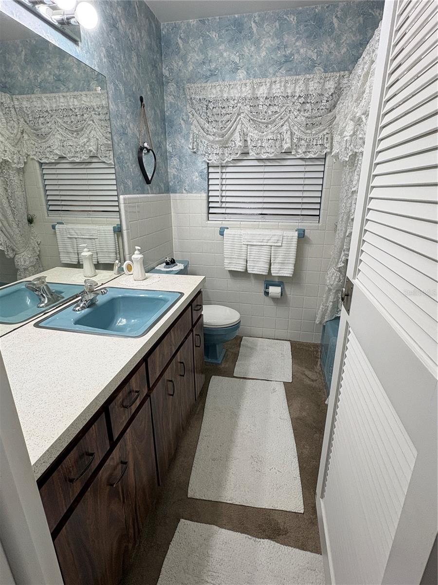 1705 N JEFFERSON AVE, LARGO, FL, 33770