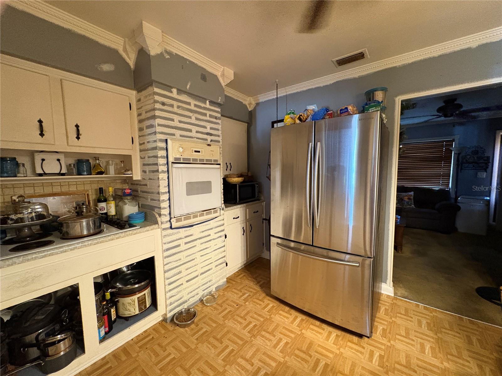 1705 N JEFFERSON AVE, LARGO, FL, 33770