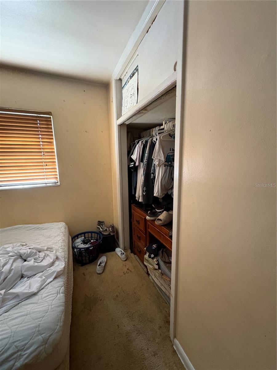 1705 N JEFFERSON AVE, LARGO, FL, 33770