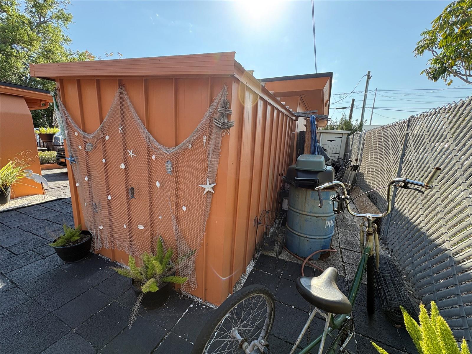 1705 N JEFFERSON AVE, LARGO, FL, 33770