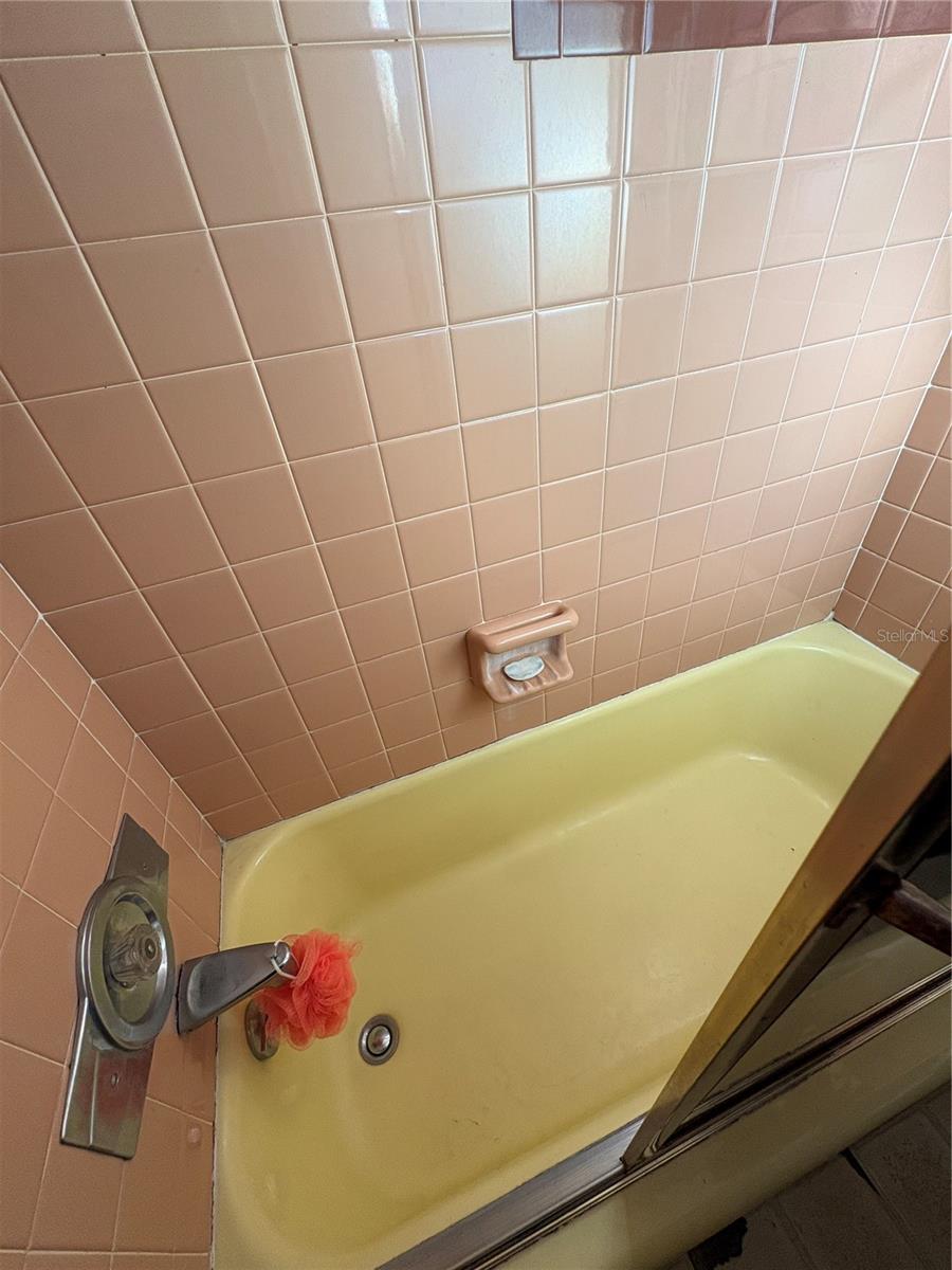 1705 N JEFFERSON AVE, LARGO, FL, 33770