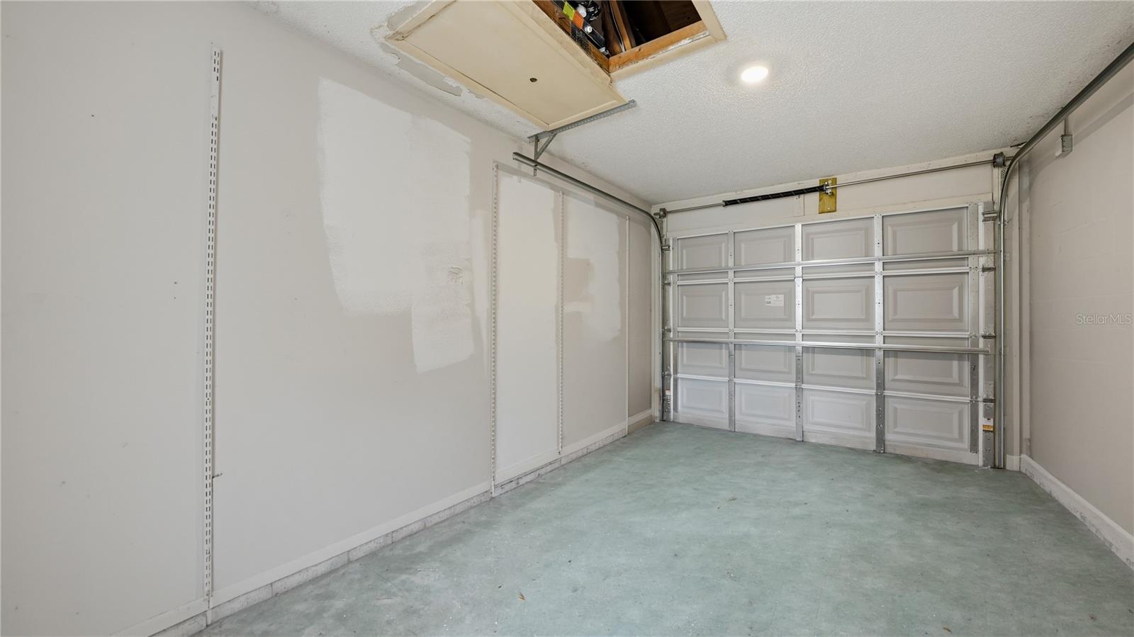 561 YALE RD, VENICE, FL, 34293