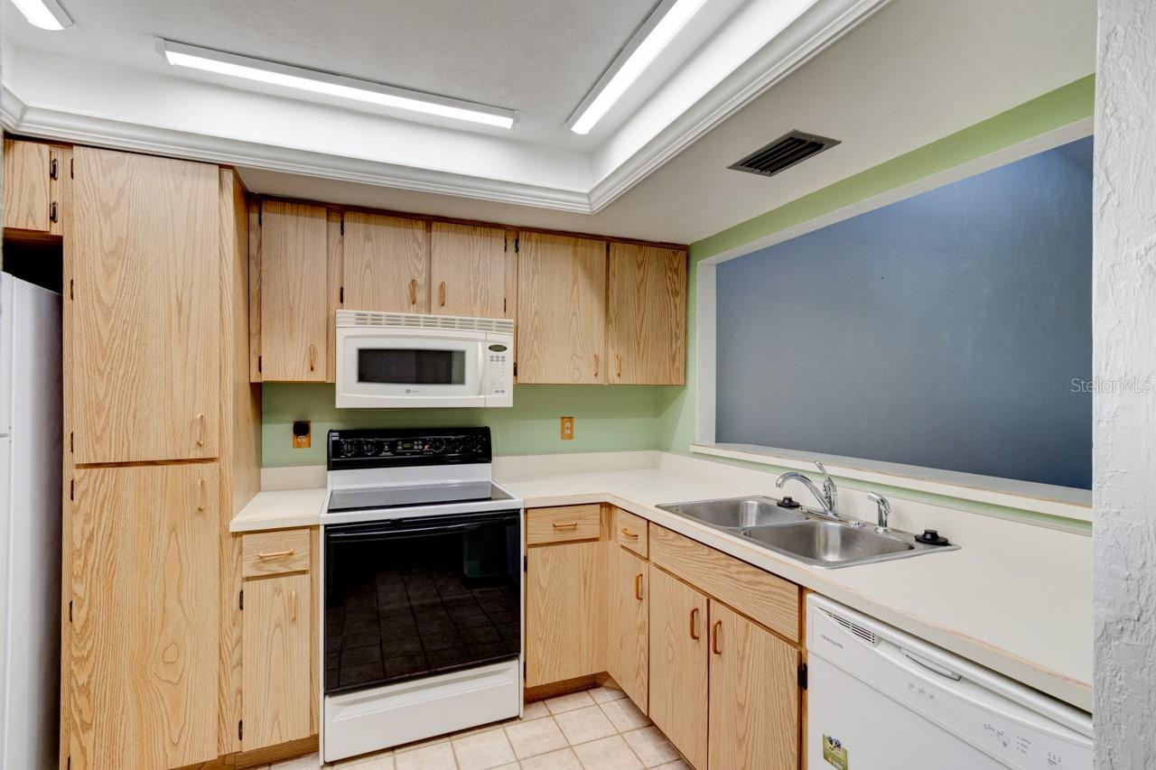 1262 CHARTER OAKS CIR #none, DAYTONA BEACH, FL, 32117