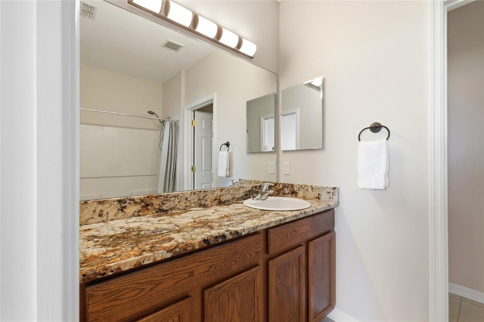 1386 GRANTHAM DR, SARASOTA, FL, 34234