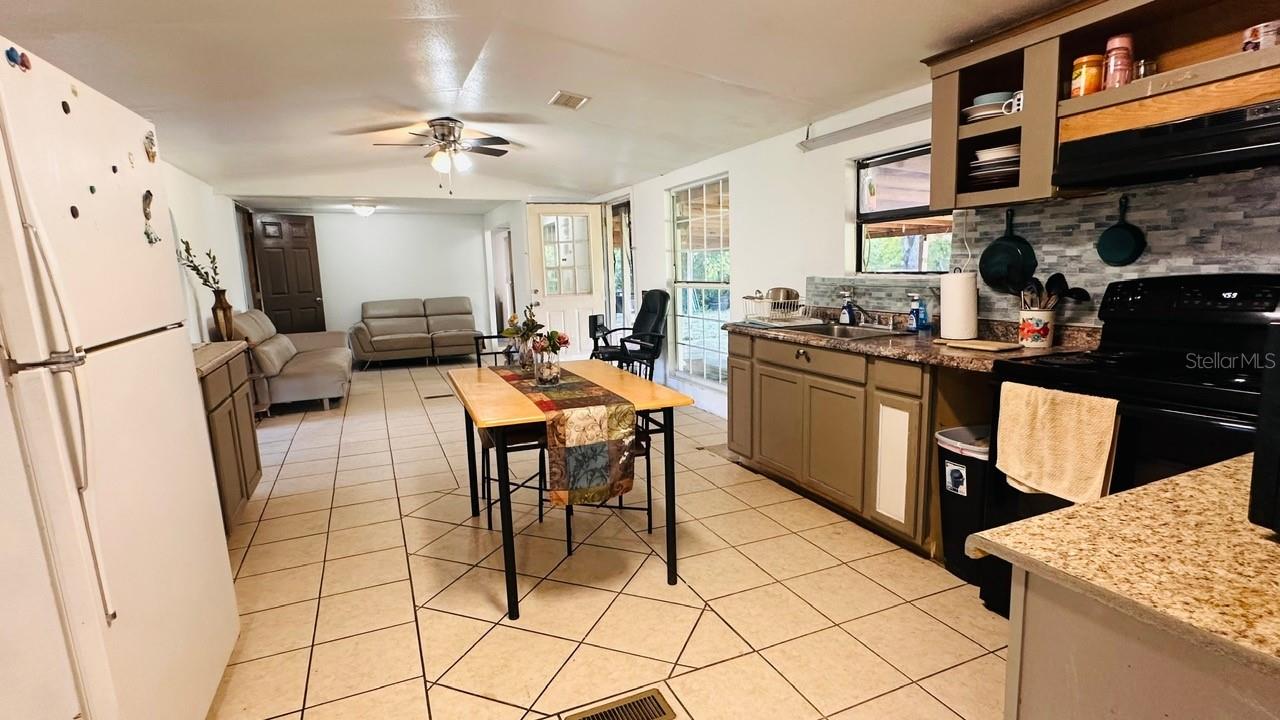 816 DIAMOND ACRES RD, DAVENPORT, FL, 33837