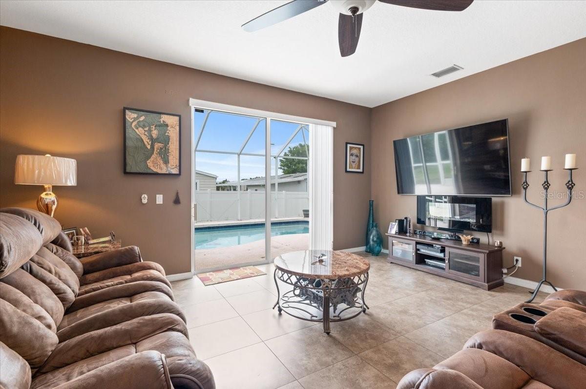 5742 48TH STREET CIR E, BRADENTON, FL, 34203