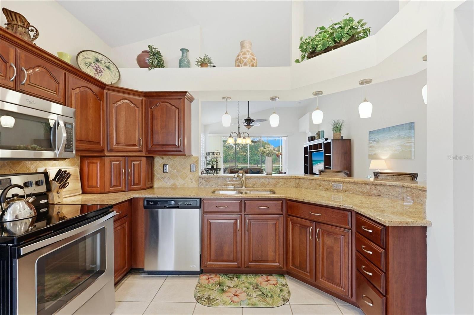 7119 KENSINGTON CT, UNIVERSITY PARK, FL, 34201