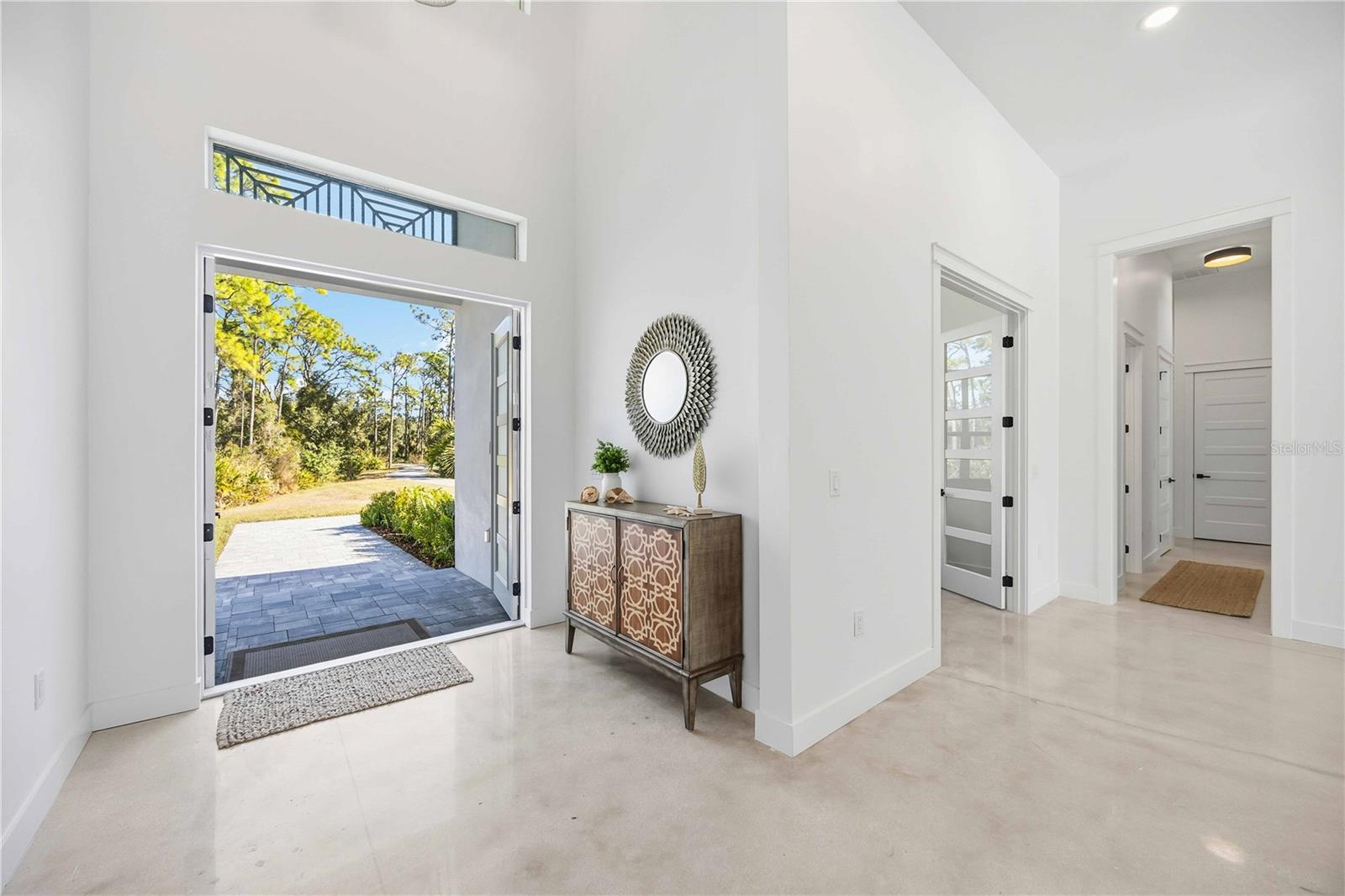 143 CREEK DR SE, PORT CHARLOTTE, FL, 33952