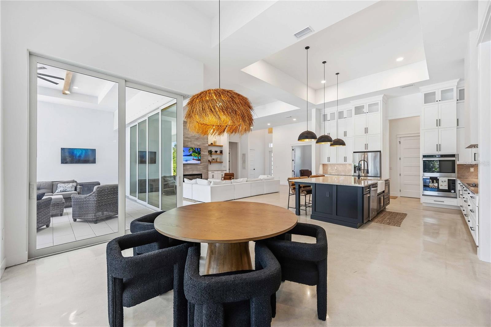 143 CREEK DR SE, PORT CHARLOTTE, FL, 33952