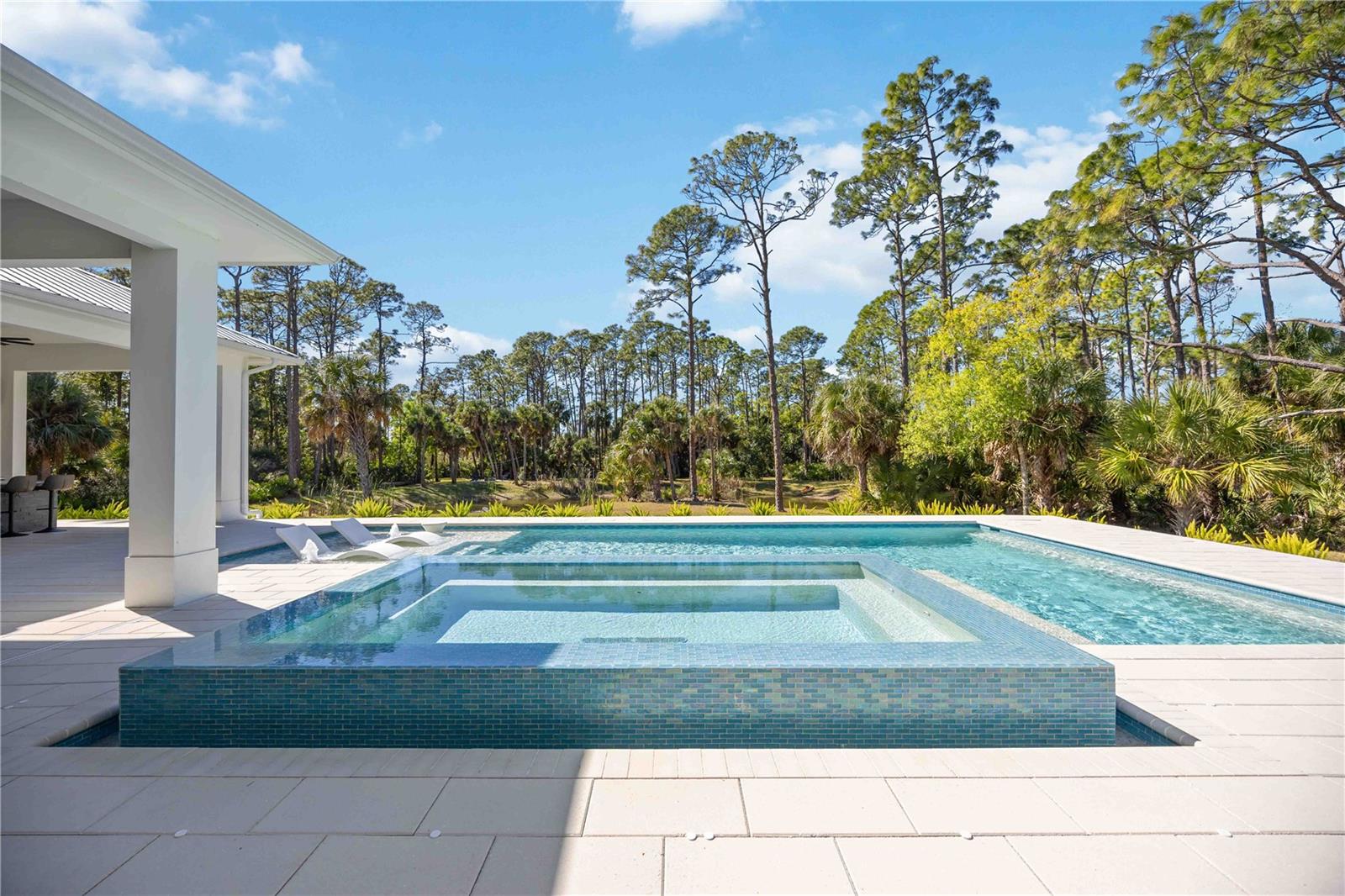 143 CREEK DR SE, PORT CHARLOTTE, FL, 33952