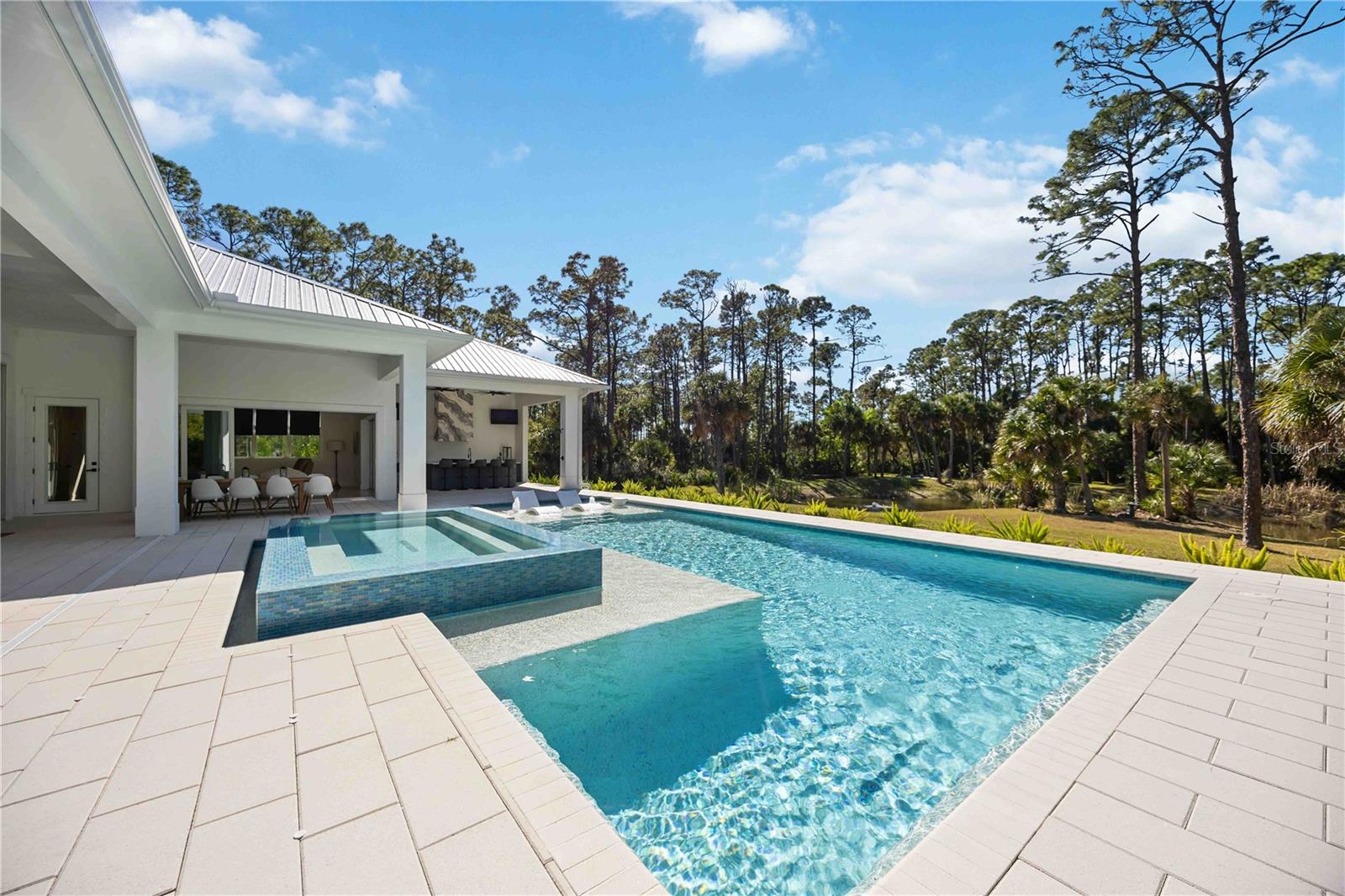 143 CREEK DR SE, PORT CHARLOTTE, FL, 33952