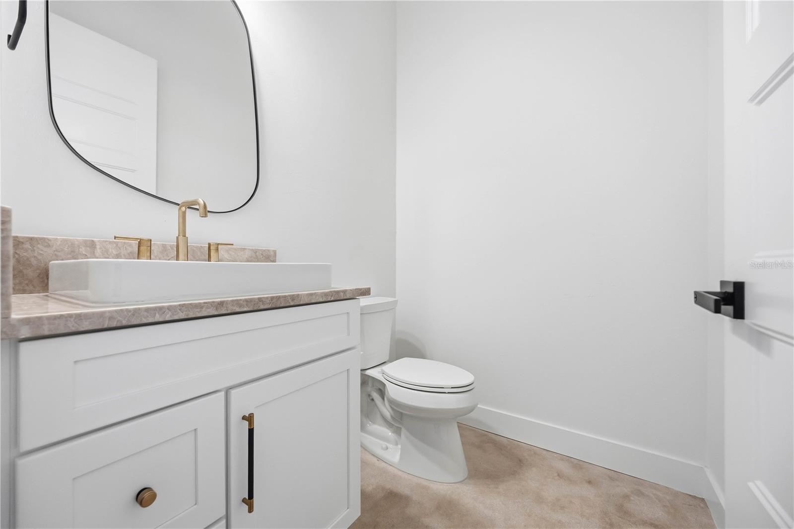 143 CREEK DR SE, PORT CHARLOTTE, FL, 33952