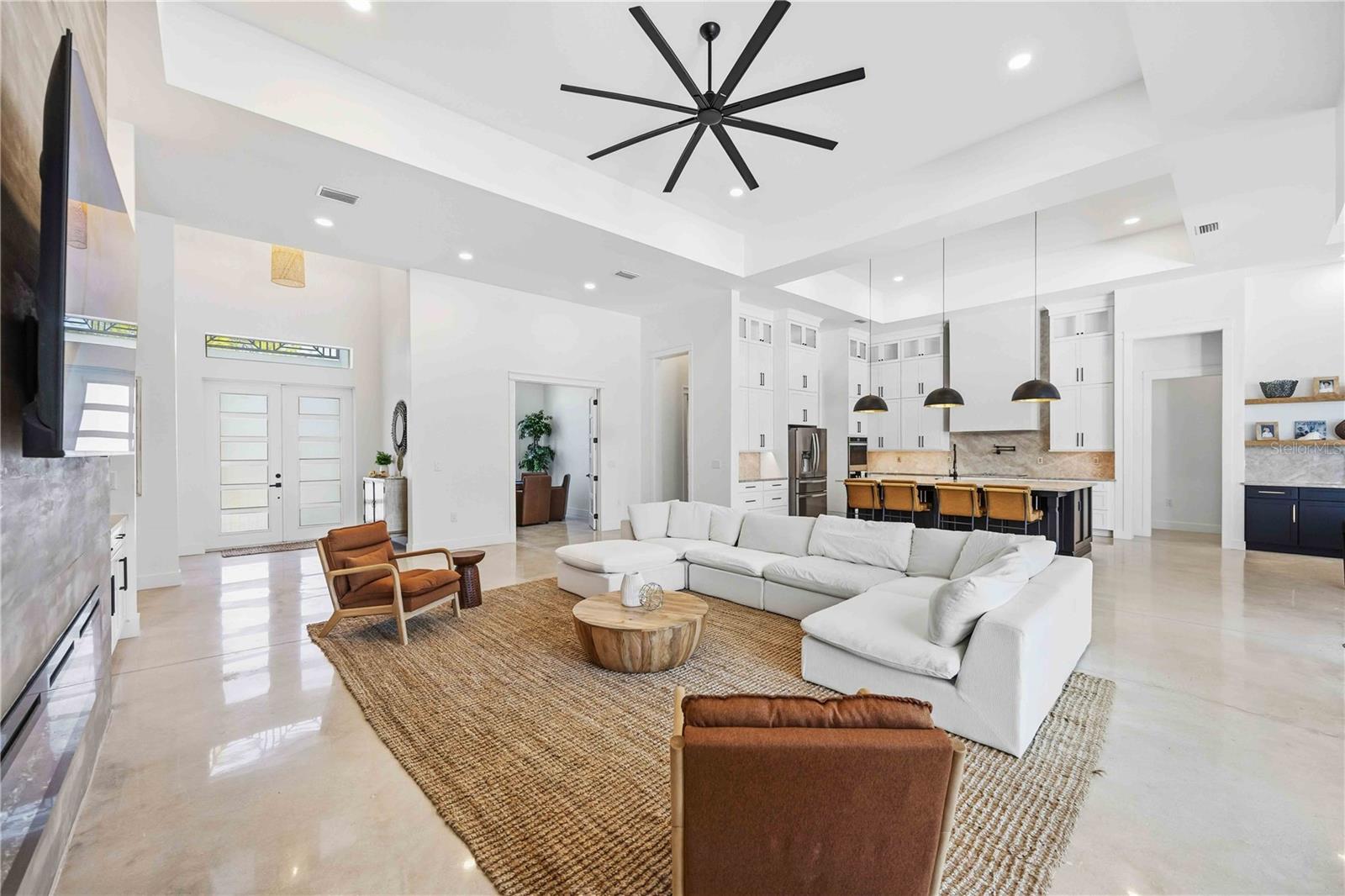 143 CREEK DR SE, PORT CHARLOTTE, FL, 33952