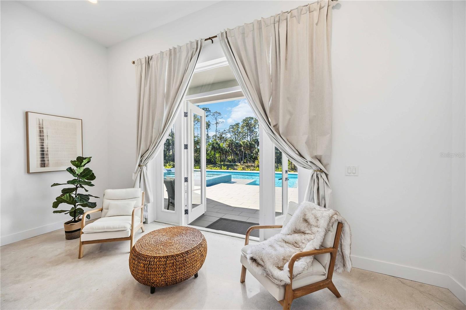 143 CREEK DR SE, PORT CHARLOTTE, FL, 33952