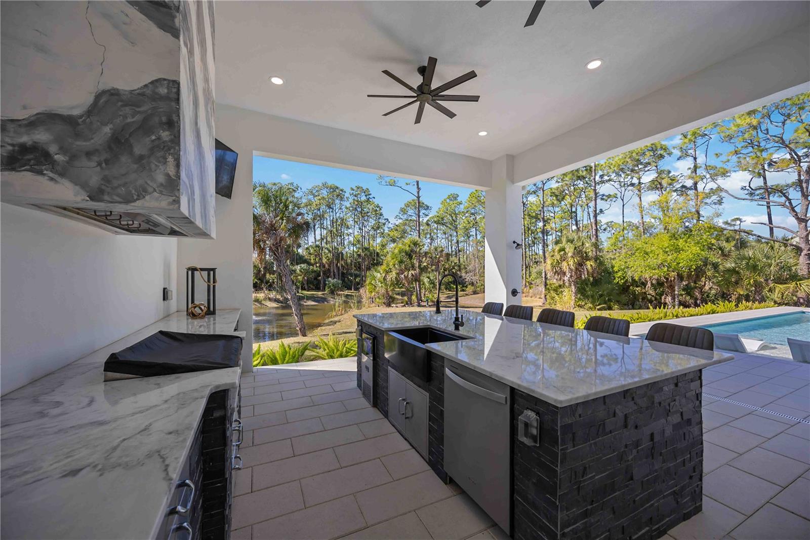 143 CREEK DR SE, PORT CHARLOTTE, FL, 33952