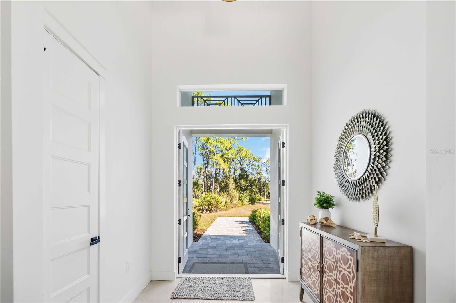 143 CREEK DR SE, PORT CHARLOTTE, FL, 33952