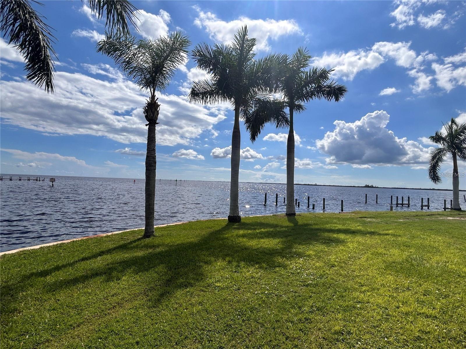 143 CREEK DR SE, PORT CHARLOTTE, FL, 33952