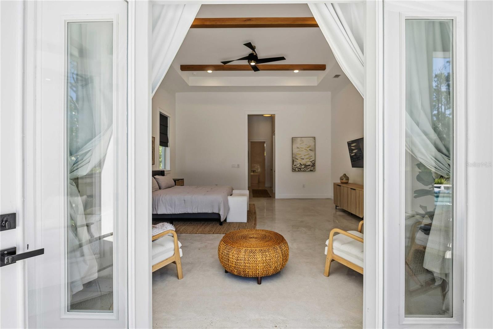 143 CREEK DR SE, PORT CHARLOTTE, FL, 33952