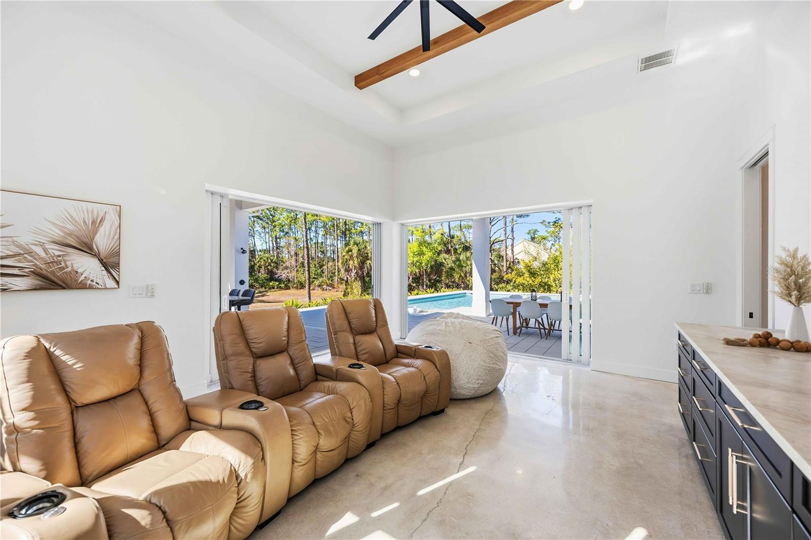 143 CREEK DR SE, PORT CHARLOTTE, FL, 33952