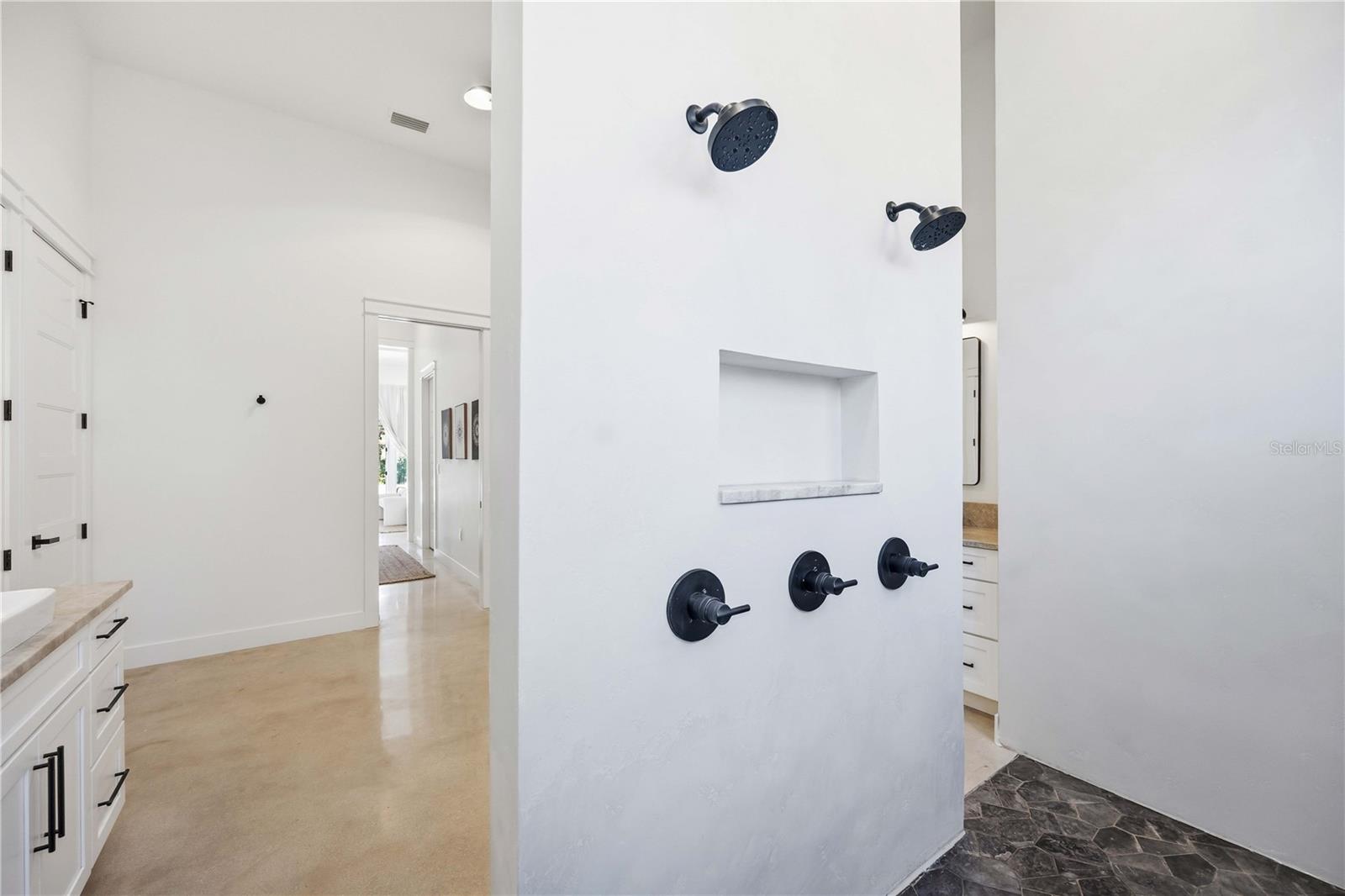 143 CREEK DR SE, PORT CHARLOTTE, FL, 33952