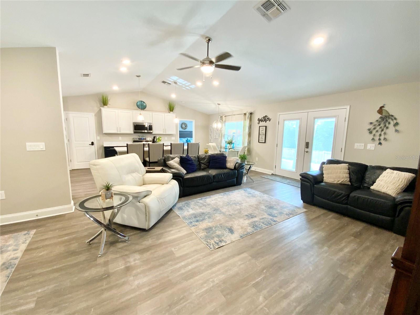 692 HOWARD RD, AUBURNDALE, FL, 33823