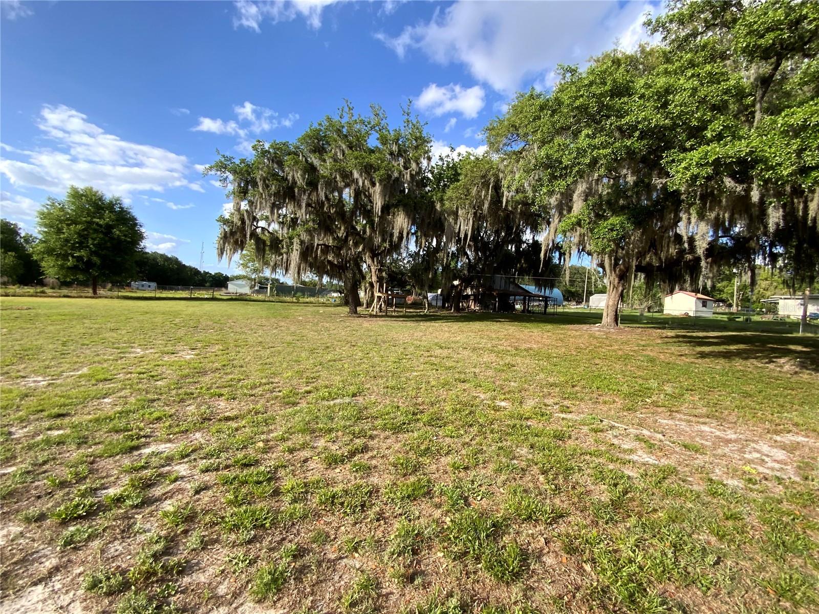 692 HOWARD RD, AUBURNDALE, FL, 33823