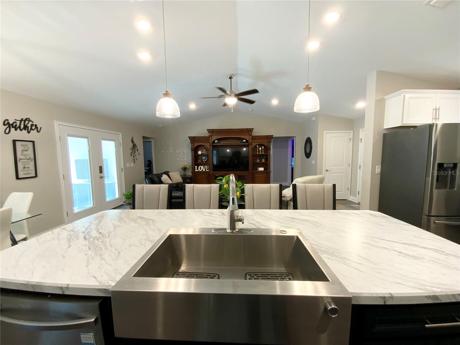 692 HOWARD RD, AUBURNDALE, FL, 33823