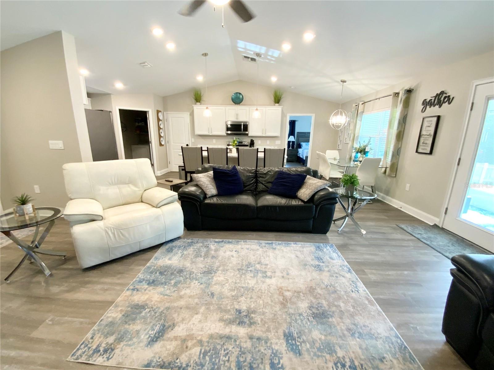 692 HOWARD RD, AUBURNDALE, FL, 33823