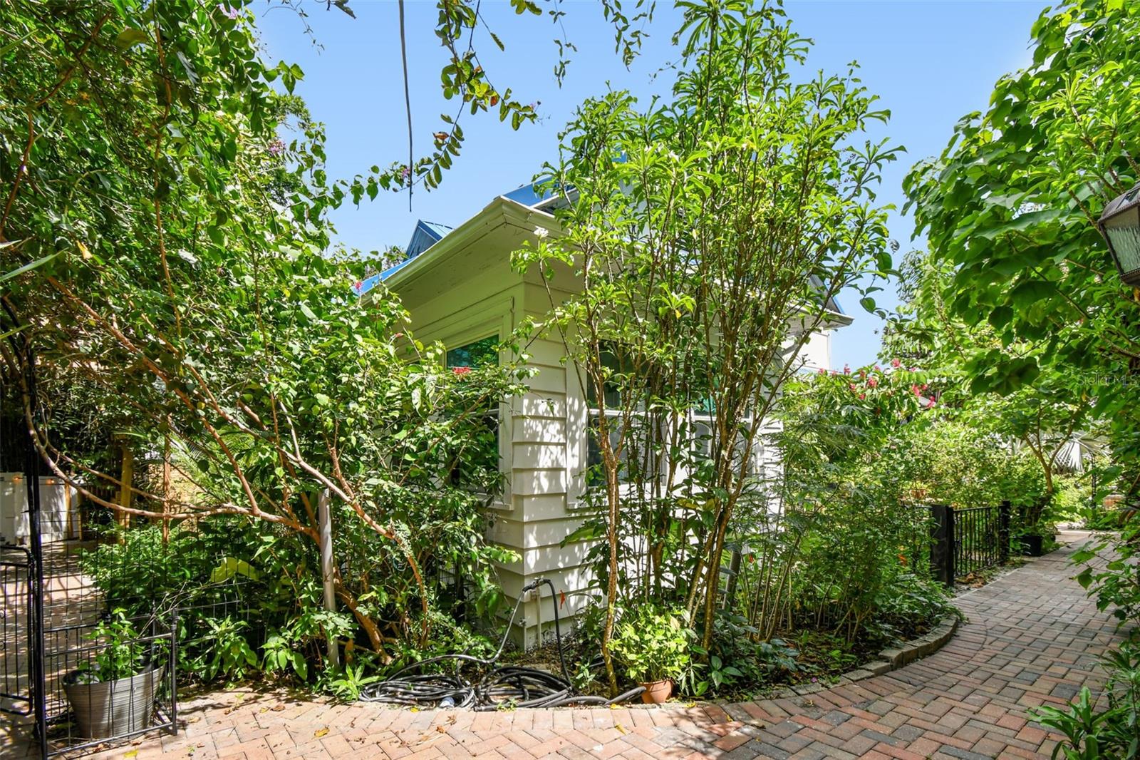 3203 E YUKON ST, TAMPA, FL, 33604