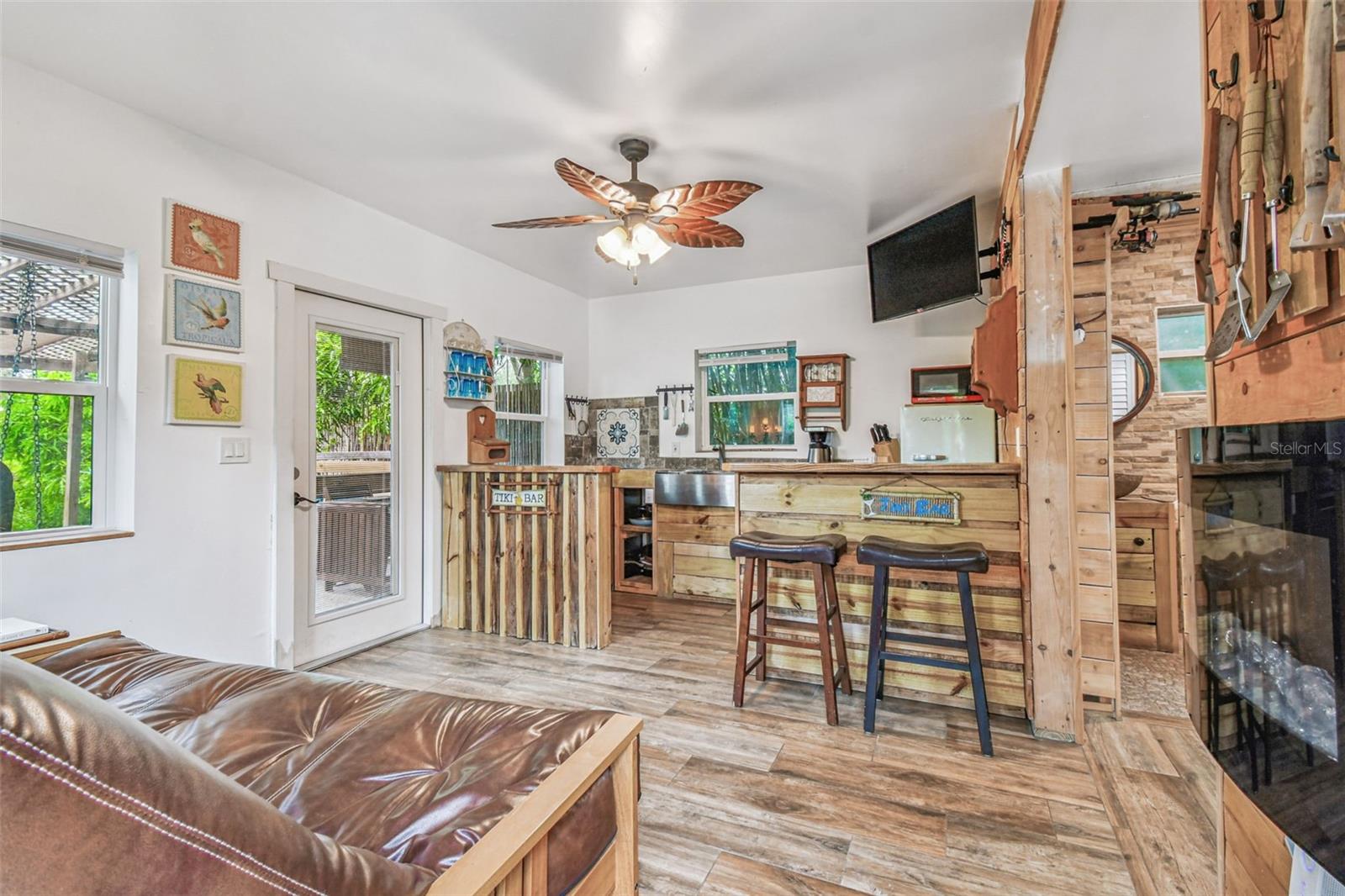 3203 E YUKON ST, TAMPA, FL, 33604