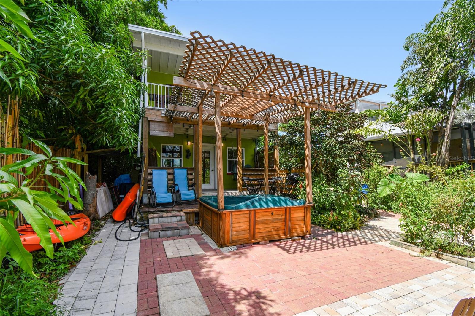 3203 E YUKON ST, TAMPA, FL, 33604