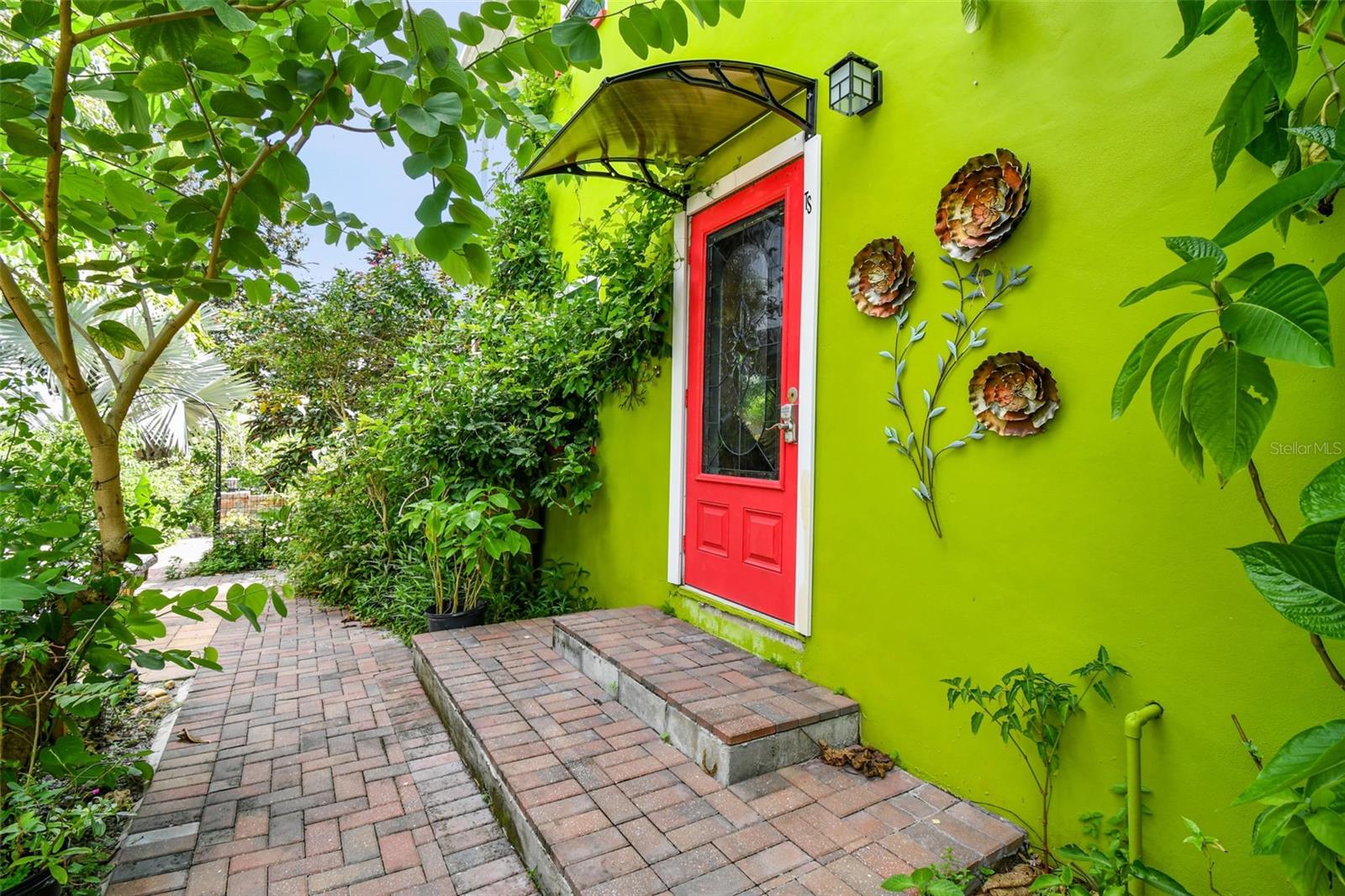 3203 E YUKON ST, TAMPA, FL, 33604